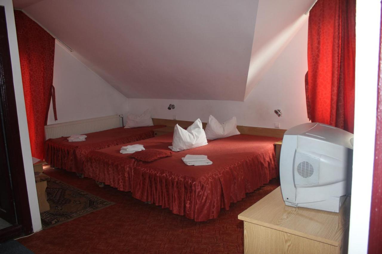 Riviera Valceana Bed and Breakfast Râmnicu Vâlcea Εξωτερικό φωτογραφία