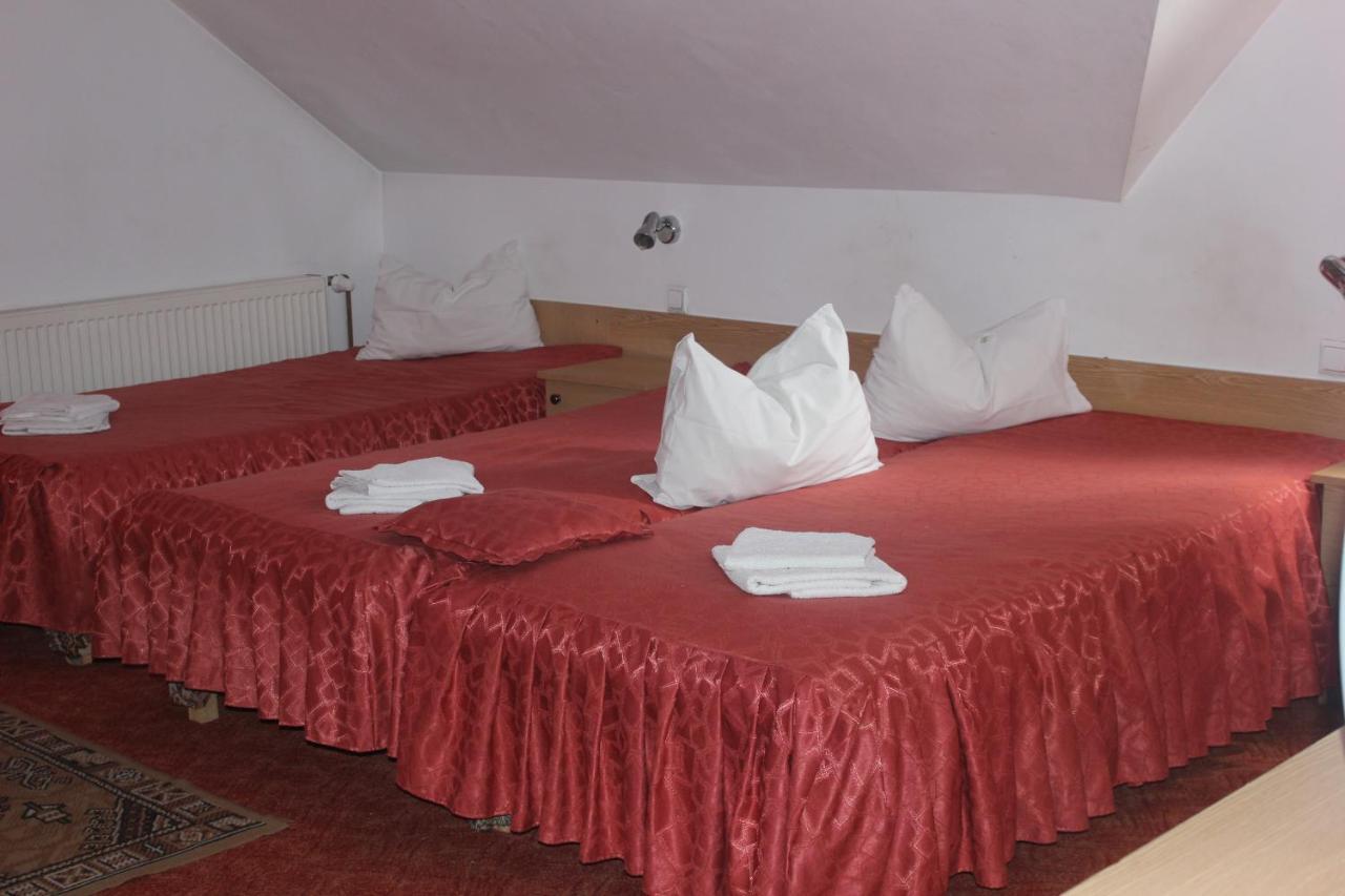 Riviera Valceana Bed and Breakfast Râmnicu Vâlcea Εξωτερικό φωτογραφία