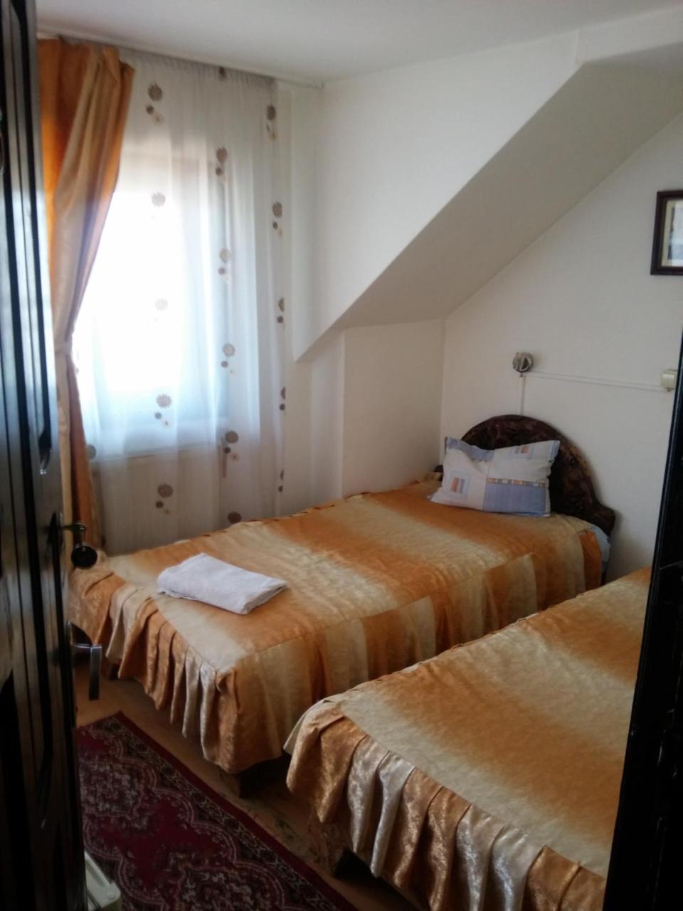 Riviera Valceana Bed and Breakfast Râmnicu Vâlcea Εξωτερικό φωτογραφία